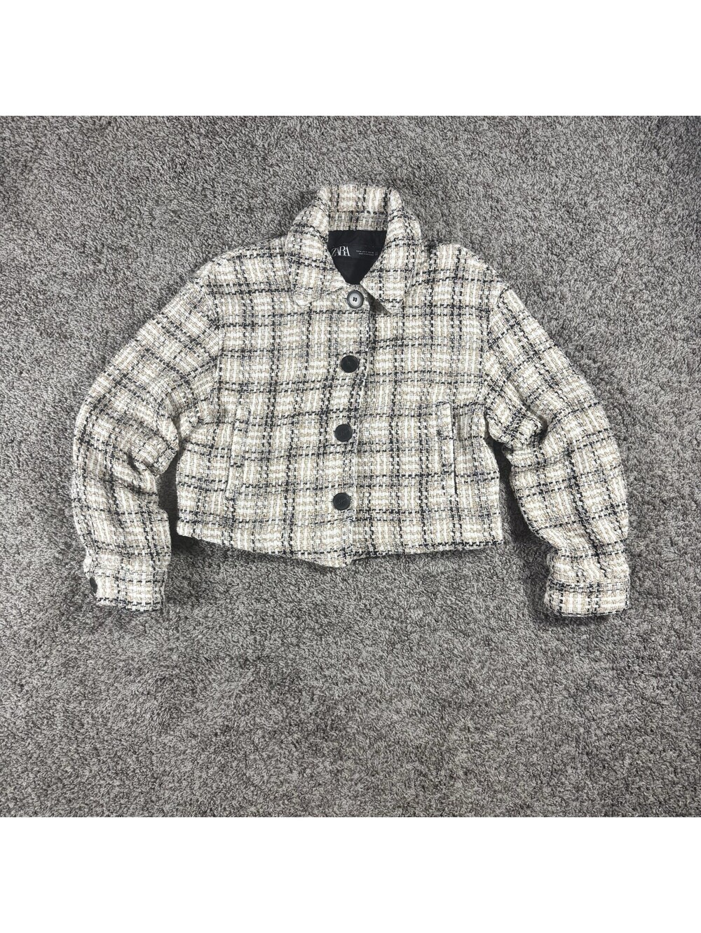 ZARA Beige Tweed Cropped Jacket Silver Buttons Structured Chic Size M